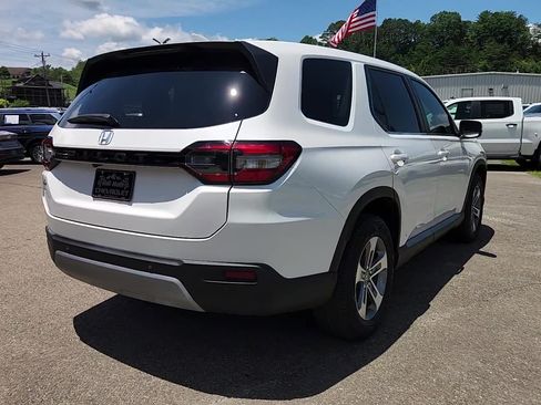 Used 2025 Honda Pilot EX-L image 5