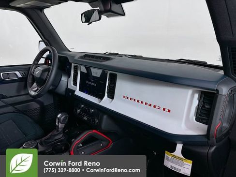 New 2025 Ford Bronco Heritage Edition image 31