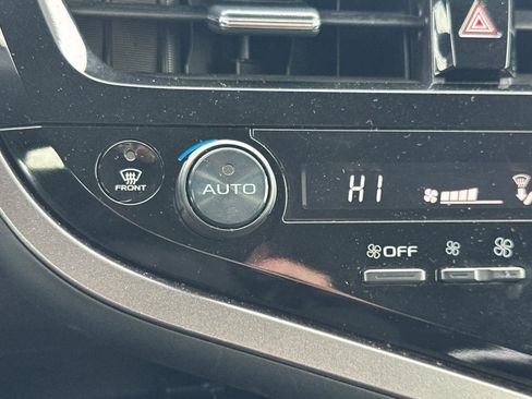 Used 2023 Toyota Camry LE image 28