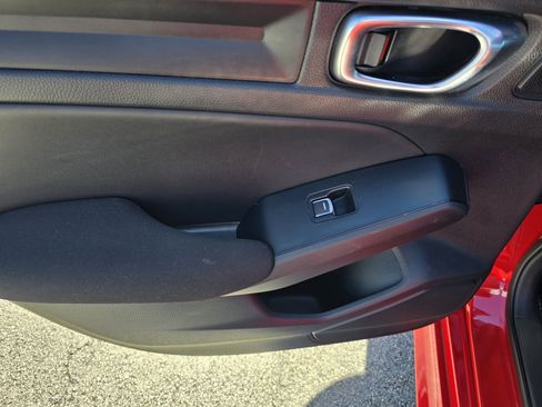 Certified 2024 Honda Civic Sport image 11