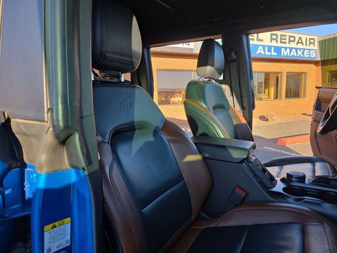 Used 2021 Ford Bronco Outer Banks AWD/4WD image 32