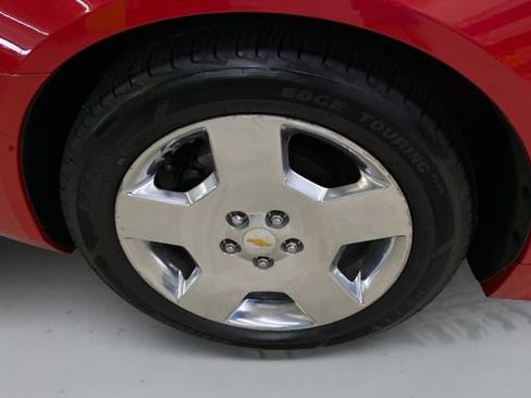 Used 2009 Chevrolet Impala SS w/ Convenience Package FWD image 20