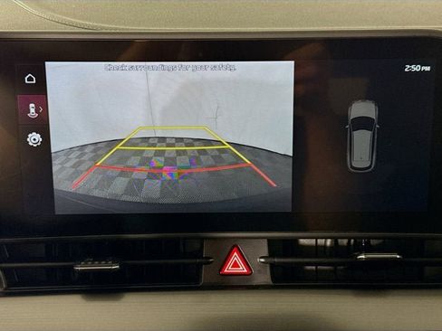 Certified 2025 Kia Sportage EX AWD/4WD image 16