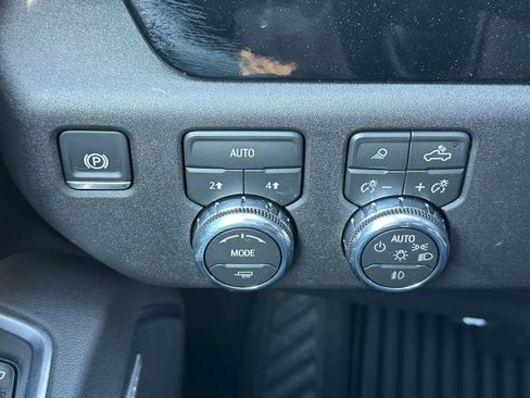 New 2026 GMC Sierra 1500 Elevation AWD/4WD image 30