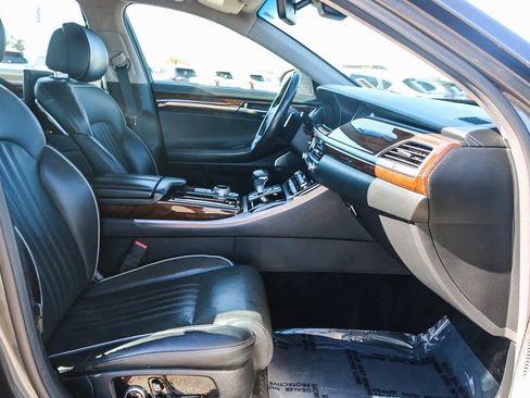 Used 2019 Genesis G90 5.0 Ultimate image 17