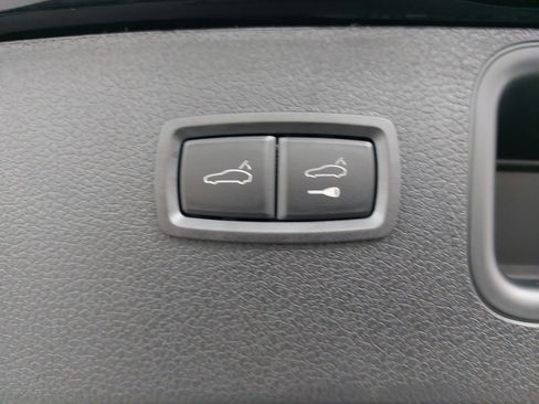 New 2026 Porsche Macan image 15