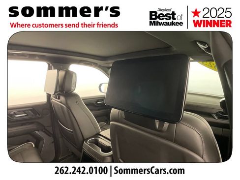 Used 2025 GMC Yukon XL AT4 Ultimate w/ LPO, Floor Liner Package AWD/4WD image 32