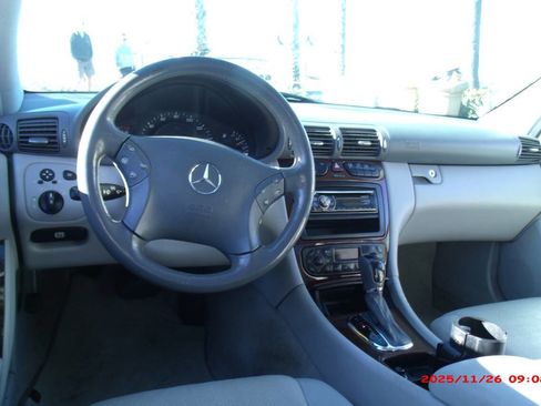 Used 2003 Mercedes-Benz C 320 C 320 4dr Sedan image 13