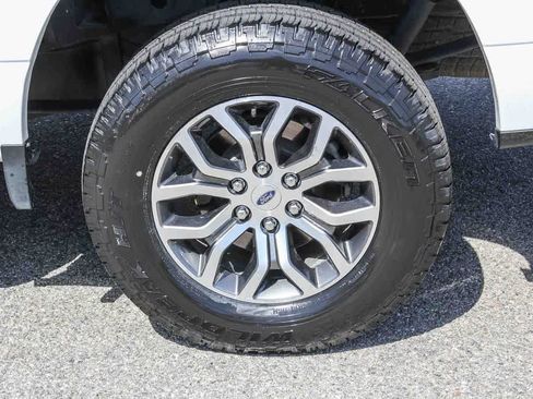 Used 2022 Ford F150 Lariat w/ Equipment Group 501A Mid image 10