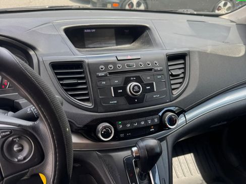 Used 2015 Honda CR-V LX image 14