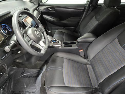 Used 2023 Nissan Leaf S FWD image 8
