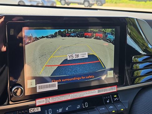 New 2026 Toyota Camry Hybrid AWD/4WD image 10