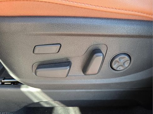 Used 2025 Kia Telluride SX X-Line image 16