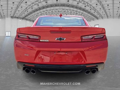 Used 2017 Chevrolet Camaro SS image 6