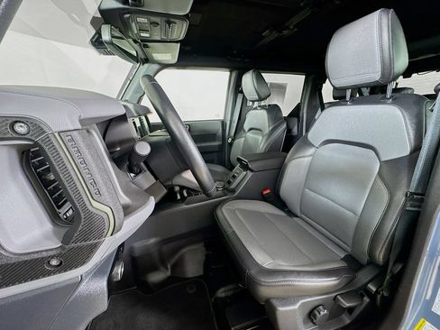 Used 2024 Ford Bronco Everglades AWD/4WD image 2