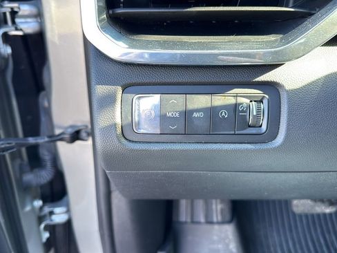 Used 2024 GMC Acadia Denali w/ Super Cruise Package image 31