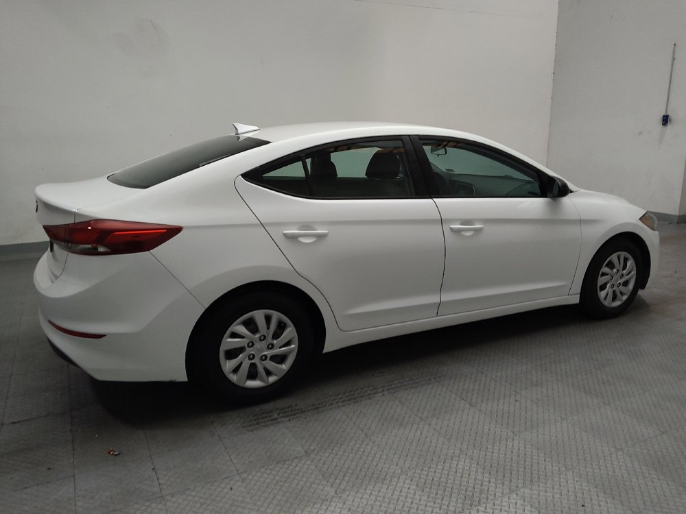 Used 2017 Hyundai Elantra SE FWD image 10