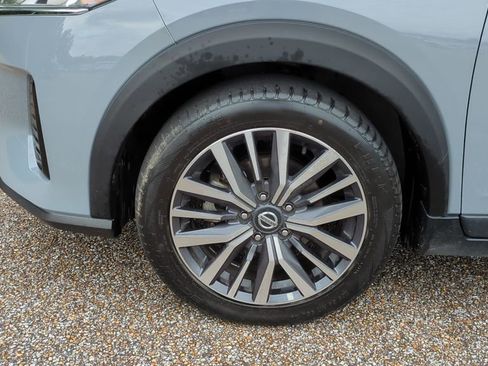 Used 2021 Nissan Kicks SV FWD image 10