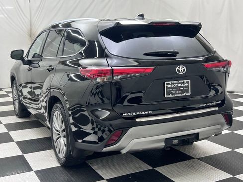 Used 2022 Toyota Highlander Platinum AWD/4WD image 5