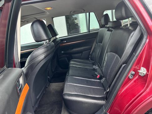 Used 2013 Subaru Outback 2.5i Limited image 14