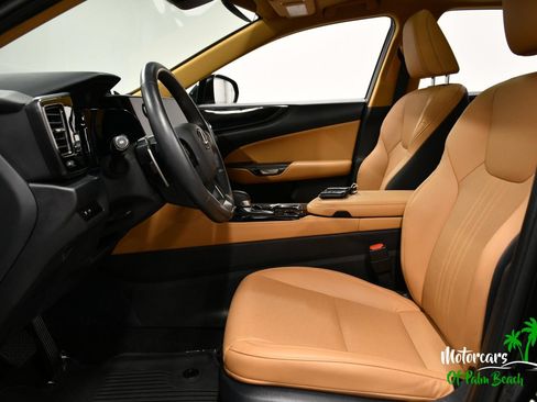 Used 2025 Lexus NX 350 AWD w/ Accessory Package (2T) image 33