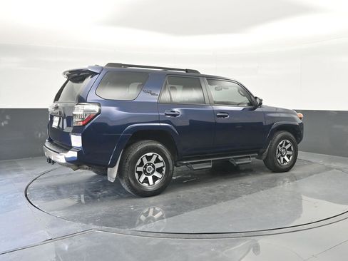 Used 2022 Toyota 4Runner TRD Off-Road image 15