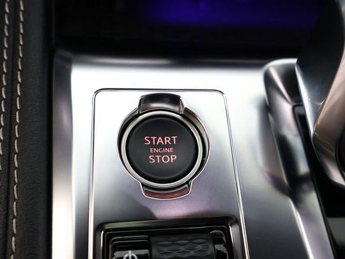 Used 2024 Jaguar F-PACE R-Dynamic S image 57