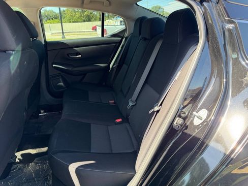 Used 2020 Nissan Sentra SV FWD image 11