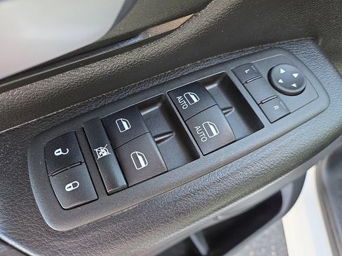 Used 2022 RAM 1500 Tradesman image 12