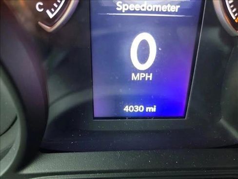 Used 2025 Jeep Gladiator Sport image 20