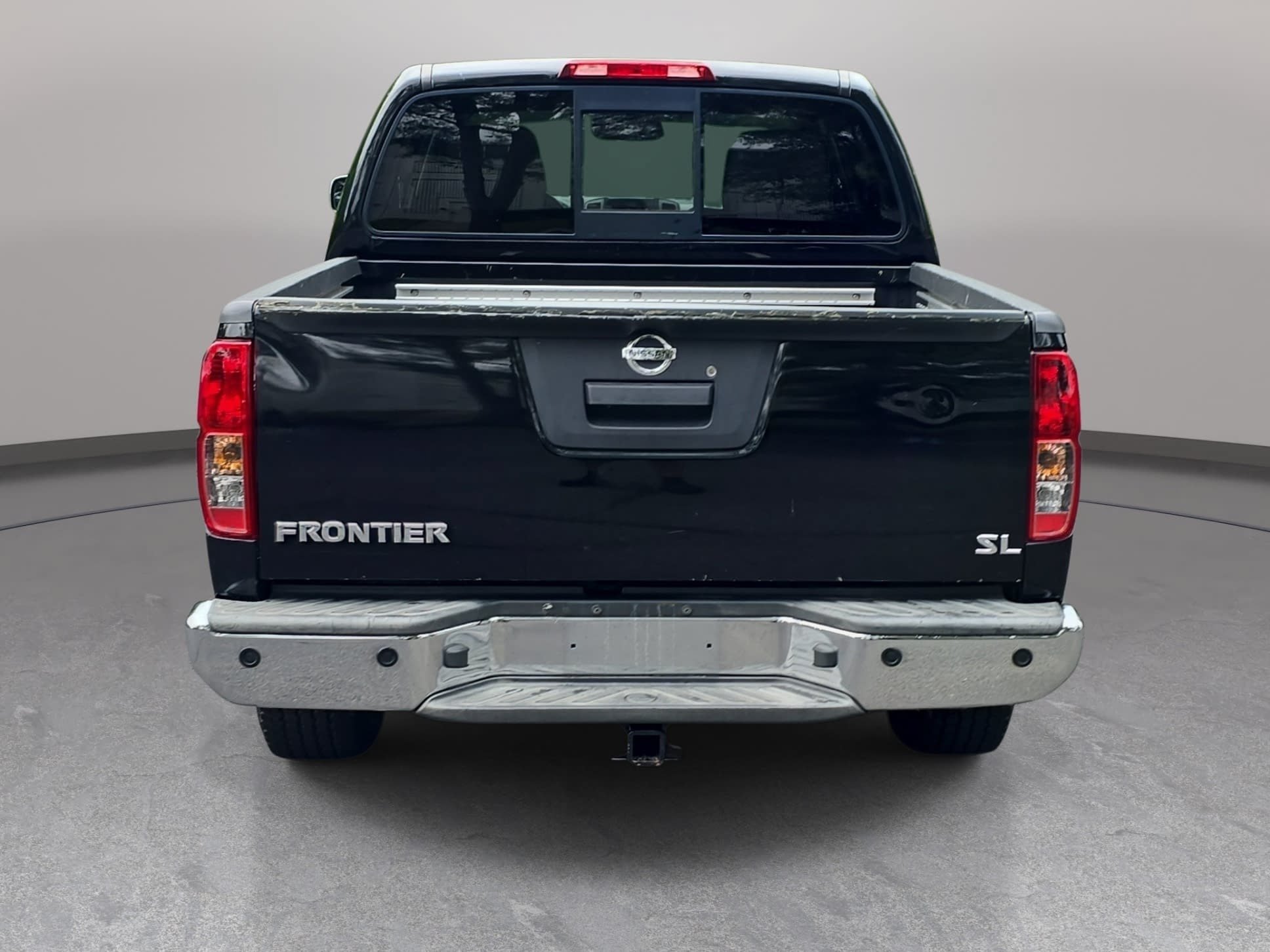 Used 2019 Nissan Frontier SL RWD image 6