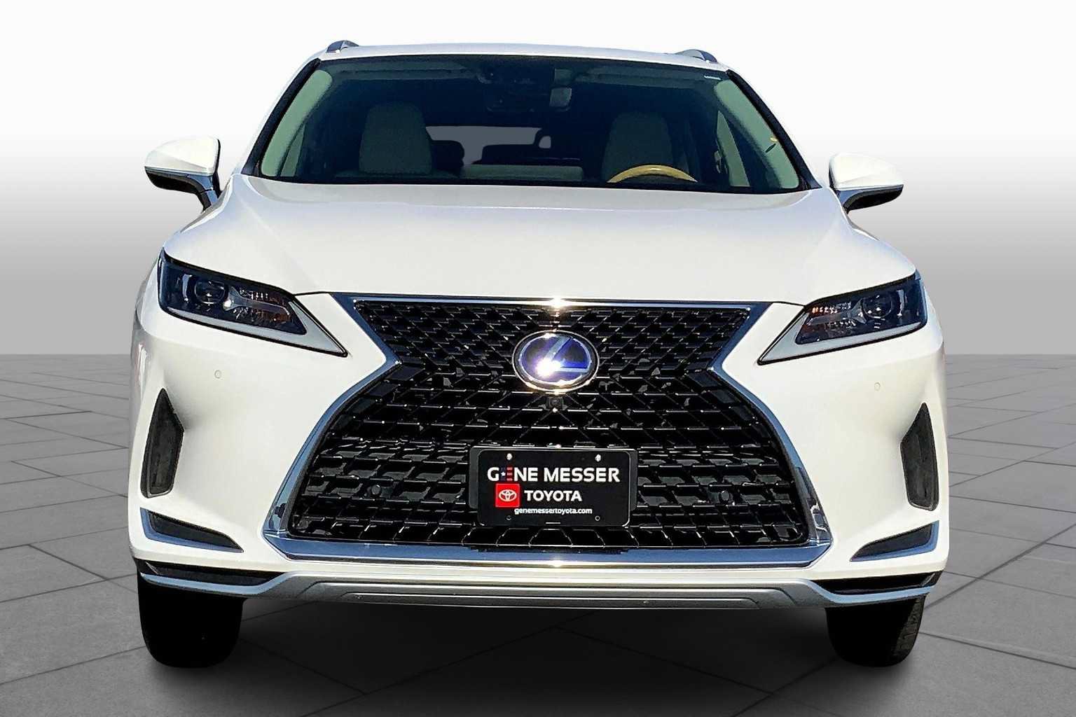 Used 2020 Lexus RX 450hL AWD w/ Premium Package image 4