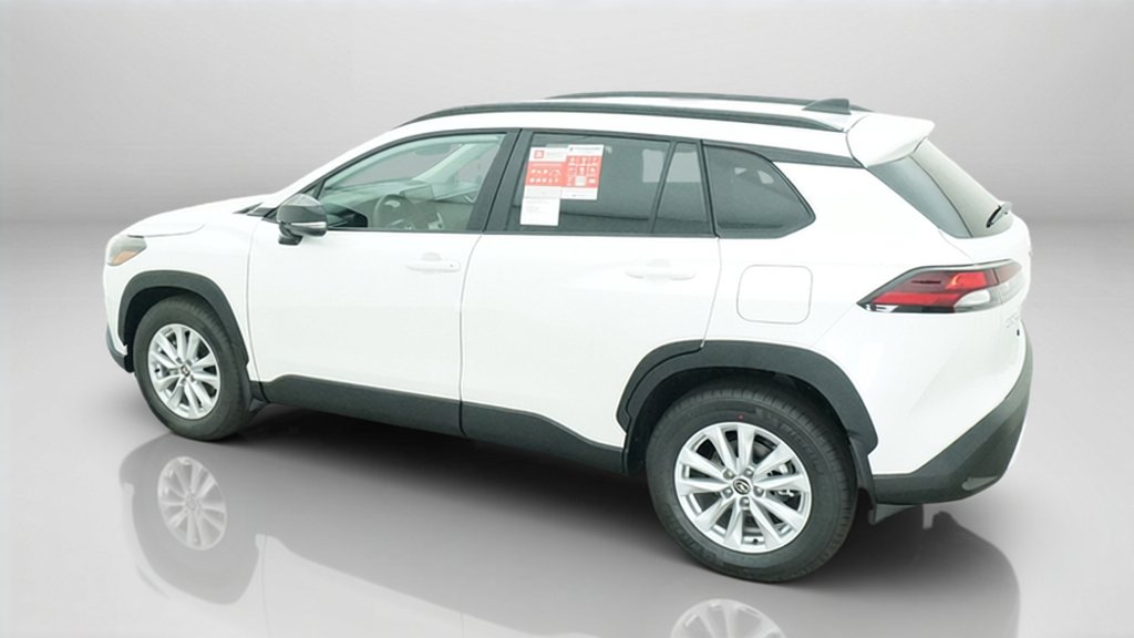 New 2026 Toyota Corolla Cross LE w/ Moonroof Package FWD image 15