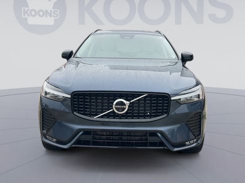 Used 2023 Volvo XC60 B5 Plus AWD/4WD image 4