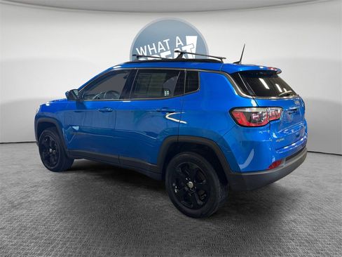 Used 2019 Jeep Compass Latitude w/ Cold Weather Group image 6