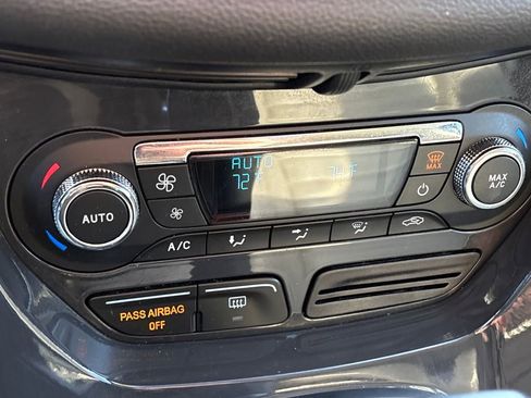 Used 2016 Ford Escape Titanium image 18