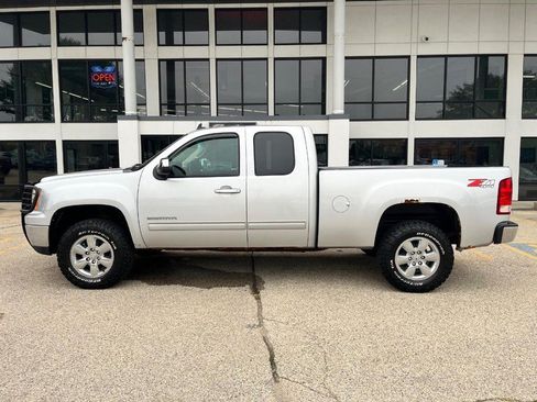Used 2013 GMC Sierra 1500 SLT w/ SLT Convenience Package AWD/4WD image 7