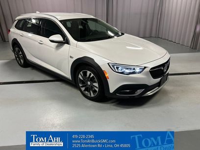 Used 2018 Buick Regal Essence w/ Driver Confidence Package #1
