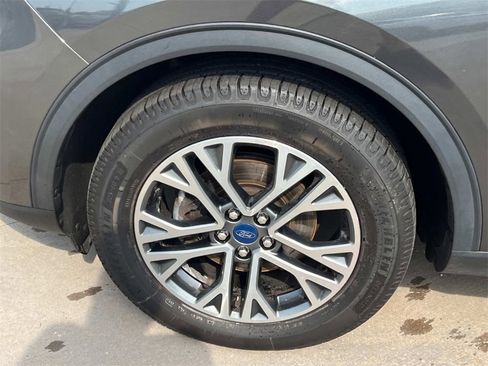 Used 2020 Ford Escape SEL image 24