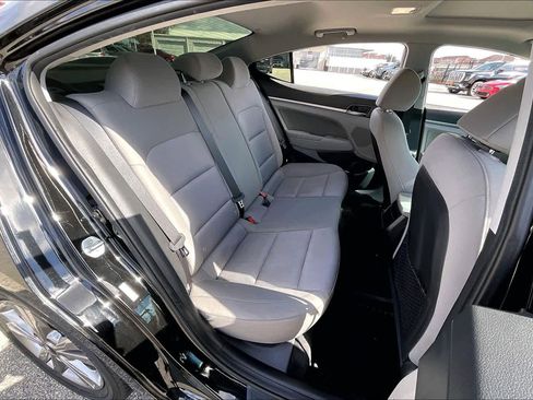 Used 2018 Hyundai Elantra Value Edition image 21
