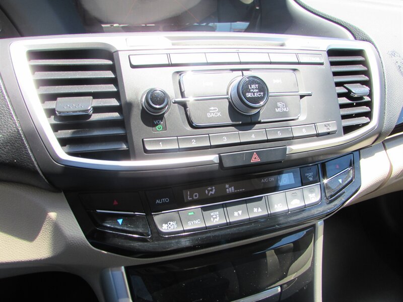 Used 2016 Honda Accord LX image 16