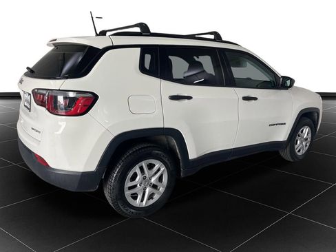 Used 2018 Jeep Compass Sport FWD image 5