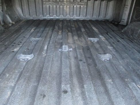 Used 2021 GMC Sierra 3500 Denali w/ Denali Black Diamond Edition image 8