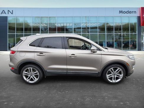 Used 2018 Lincoln MKC Reserve w/ Lincoln MKC Climate Package image 4