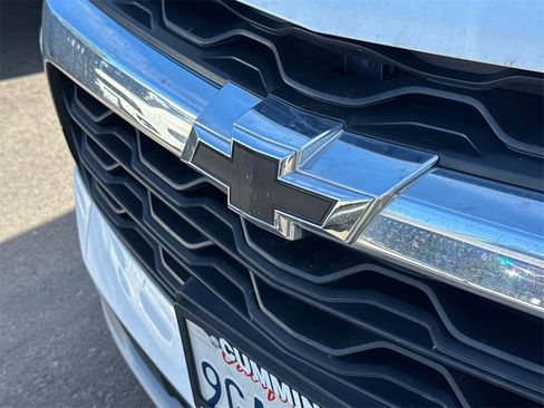 Used 2023 Chevrolet Blazer LT image 4