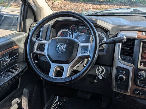 Used 2014 RAM 2500 Laramie AWD/4WD image 16