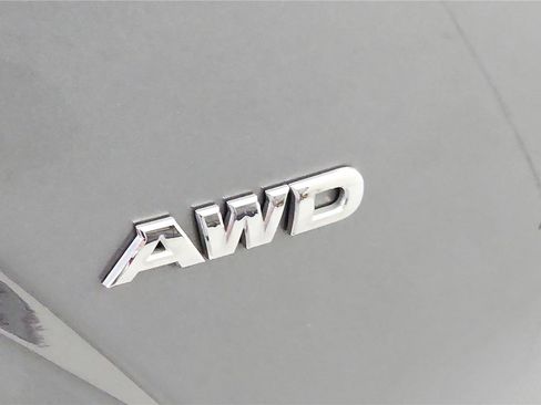 Used 2018 Nissan Murano S image 18