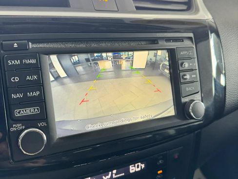 Used 2016 Nissan Sentra SL w/ SL Premium Package FWD image 26