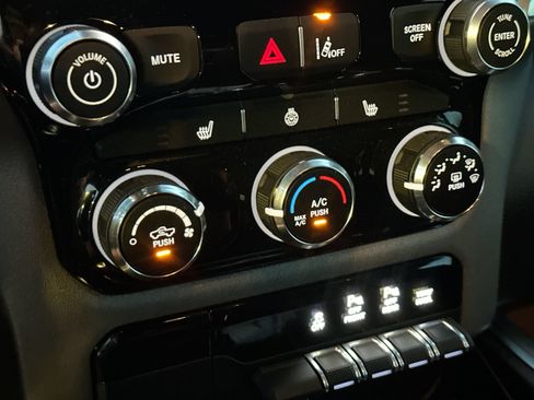 Used 2025 RAM 1500 Lone Star AWD/4WD image 18
