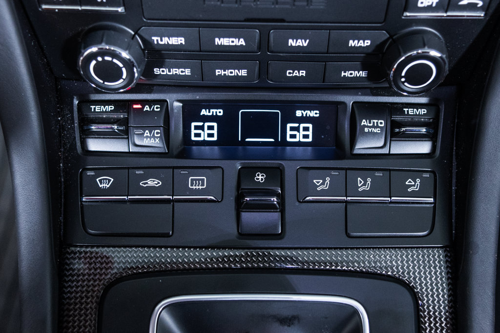 Certified 2018 Porsche 911 GT2 RS RWD image 51